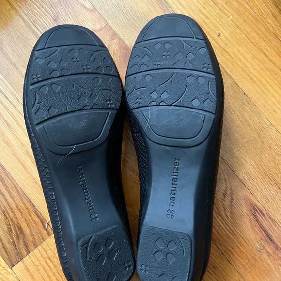 Black naturalizer loafers - Picture 2 of 4